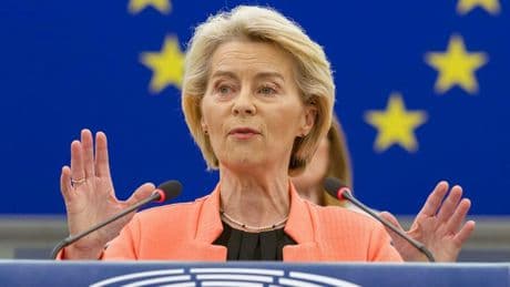 EU: Misstrauensvotum im Parlament – Von der Leyen kämpft um ihren Ruf