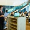 Nach Brandbrief von Bürgermeisterin: Debatte zu Vorgehen gegen Rechtsextremismus in Spremberg entbrannt