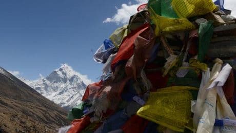 “L’Everest n’est pas un terrain de jeux” : le Népal ne veut plus des grimpeurs amateurs