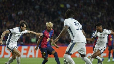 Zola se suma: "Lamine es más Lamine por haber jugado contra adultos"
