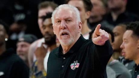 Zwischenfall im Restaurant – Sorgen um NBA-Trainer-Legende