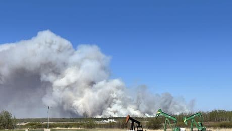 Emergency crews drafting plans to welcome home residents forced out by wildfire