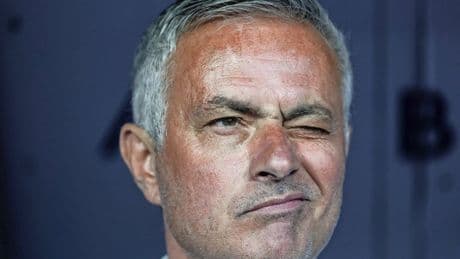 Fenerbahçe-trainer José Mourinho neemt Turkse journalist in de maling: ’Ik ga elke dag naar nachtclubs in Istanbul’