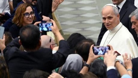 El Papa pide a los periodistas que «desarmen las palabras y contribuyan a desarmar la Tierra»