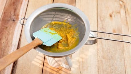Küchensieb reinigen: Wir hätten diesen Trick gern früher gewusst