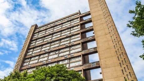 People stuck in 26-storey tower block after lifts broke only offered £100 voucher
