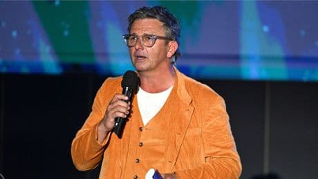 "Bergdoktor"-Star Hans Sigl taucht plötzlich in ungarischer Castingshow auf