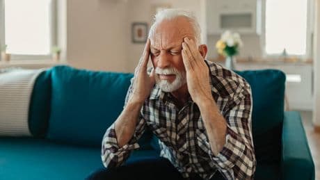 Schlaganfall: Ursachen, Symptome,, Behandlung