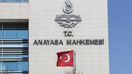 İki siyasi partinin hukuki varlığı sona erdi