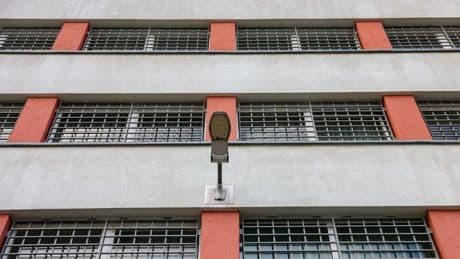 Strafvollzug: Junge Frau aus JVA Chemnitz geflüchtet