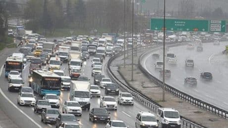 Bir yanda abluka bir yanda okul açılışı! İstanbul'da trafik kilit