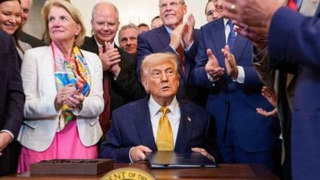Dazi, l'Ue prepara la contromossa sulle Big Tech. Trump apre all'accordo con Bruxelles