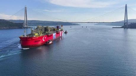Osman Gazi Gemisi, İstanbul Boğazı'ndan geçişini tamamladı