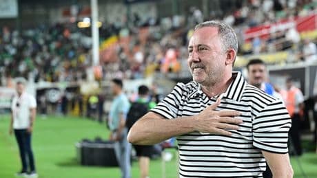 Sergen Yalçın'dan Tüpraş Stadyumu'na geri dönüş sözleri! "Yabancı olduğumuz yer değil"