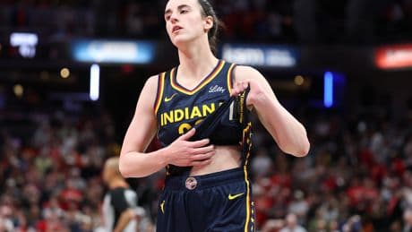 Caitlin Clark fans puzzled by very strange final seconds of brutal loss