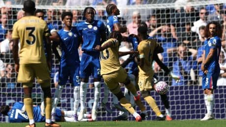 El Chelsea arranca tropezando contra el Crystal Palace y ante Romario
