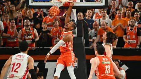 Basketball-Bundesliga: Sieg über Würzburg: Ulms Basketballer fordern FC Bayern