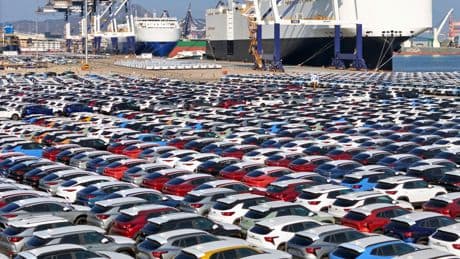 China pone en marcha un plan para reorganizar su mercado automovilístico en medio de una guerra de precios