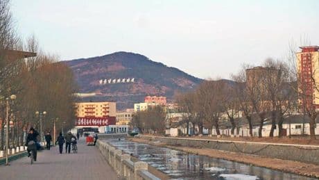 Nordkorea: „Eine eiskalte Hand im Nacken“: Wie eine Deutsche den Alltag in einer Diktatur erlebt