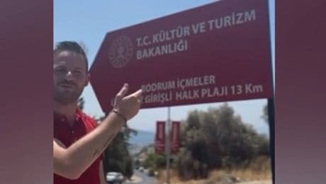 CHP Parti Meclisi Üyesi Denizaslanı, Bakanlığın plajından seslendi: 'Ücretsiz diyorlar, 565 lira ödedim'