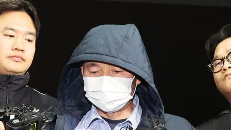La policía coreana descubre dos cadáveres al detener al responsable de dos apuñalamientos