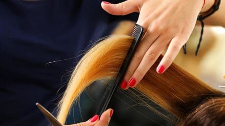 'Italian lob cut': el novedoso corte de pelo que rejuvenece a partir de los 50 y es tendencia entre las españolas