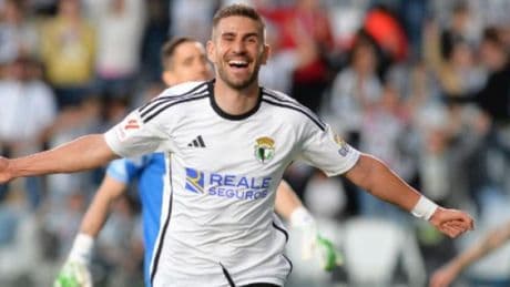 El atacante Dani Ojeda se despide del Burgos