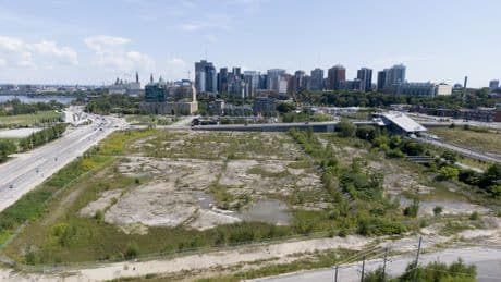 Eco-friendly transportation a condition of planned Ottawa Senators arena: agreement