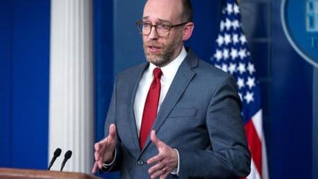 Trump plantea severos recortes sociales y un aumento masivo del gasto en seguridad en su proyecto presupuestario