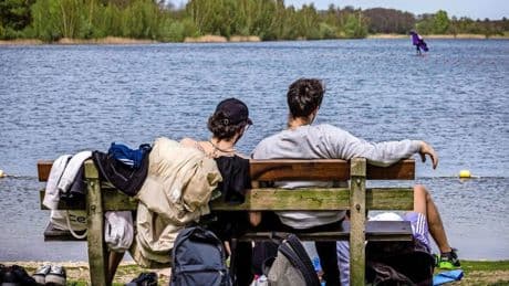 Regenachtige Hemelvaartsdag spelbreker in lente die extreem zonnig en droog verliep