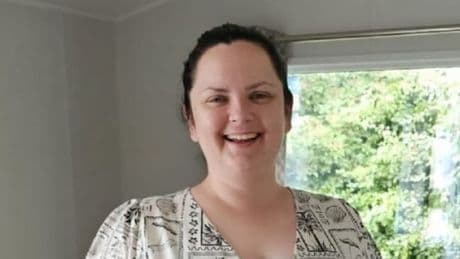 Screaming mum stung over 100 times as she's swarmed by wasps at caravan park