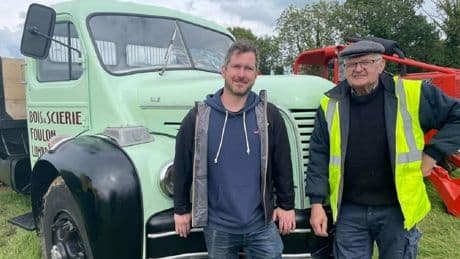 « Un arbre avait poussé dans le camion de mon grand-père » : Fabrice a retapé un Berliet abandonné dans un marais