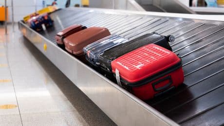 Flughafen-Trick: So landet Ihr Koffer schneller auf dem Gepäckband
