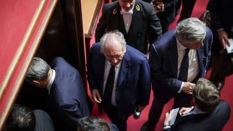 Regierungskrise in Frankreich: Premier Bayrou verliert Vertrauensfrage