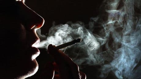 France to ban smoking outdoors in most public places