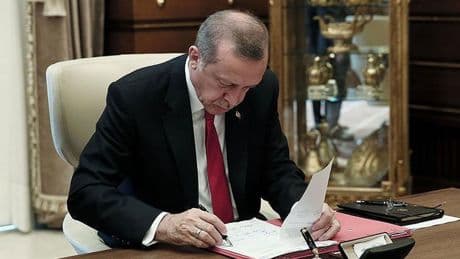 Cumhurbaşkanı Erdoğan o isimleri görevden aldı! Karar Resmi Gazete'de