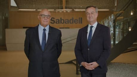 El consejo de Sabadell recomienda no acudir a la opa de BBVA "por infravalorar el banco"