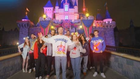 Für schlappe 500.000 Dollar - MrBeast mietet Disneyland für eine Nacht