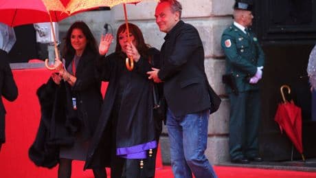 El look 'español' de Ayuso y la emoción de Coronado y Massiel: las anécdotas del Día de la Comunidad de Madrid