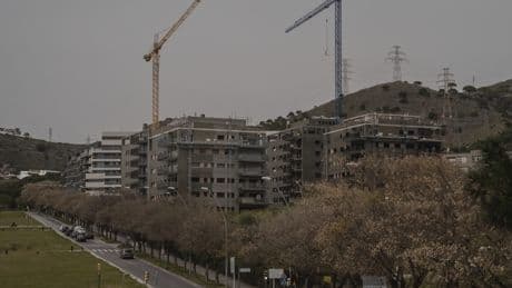 La compraventa de viviendas crece un 2,3% y experimenta su mejor abril desde 2008 a pesar de la disminución de la renta y el precio del metro cuadrado en máximos
