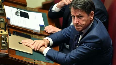 Le primarie del Movimento 5 Stelle : 77 candidati, ma tutti sanno che alla fine sarà rieletto Conte