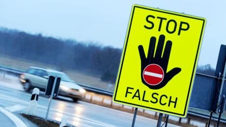 Achtung Falschfahrer: So verhalten Sie sich richtig