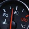 Waarom je automotor nog niet warm is als de meter aangeeft dat dit wel zo is