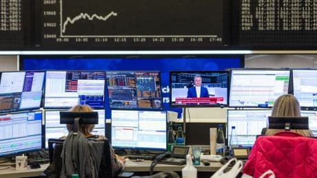 Smartbroker bis Wassserkraft: Vier spannende Aktien abseits der großen Indizes