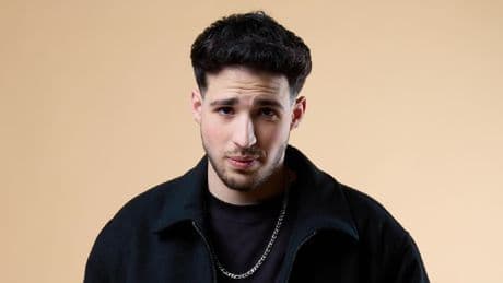 Qui est Ethan Berrebi, cet influenceur aux 2,5 millions d’abonnés mis en examen pour viol ?