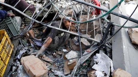 En direct, guerre à Gaza : quatre morts après de nouveaux bombardements israéliens dans l’enclave palestinienne, rapporte l’agence WAFa