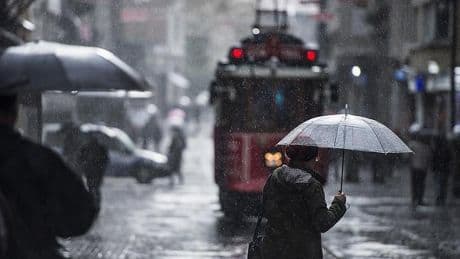 İstanbul yağmur ve fırtınayı bekliyor