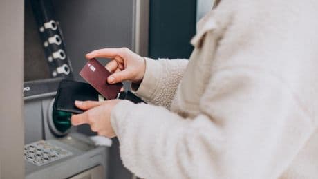 Cuándo se cobra el paro en junio: fechas de ingreso por banco