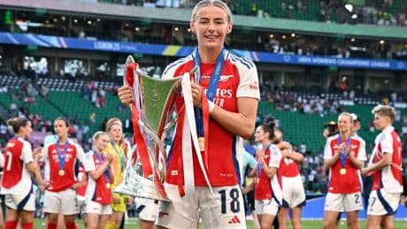 Arsenal offer new contract to Chloe Kelly amid happy loan spell for Lionesses winger