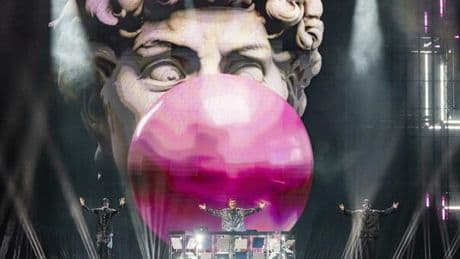 Eurovision 2025, top e flop della finale: il tifo di Ed Sheeran per Corsi, la tensione politica, Topo Gigio parla in inglese. I momenti che rimarranno nella storia